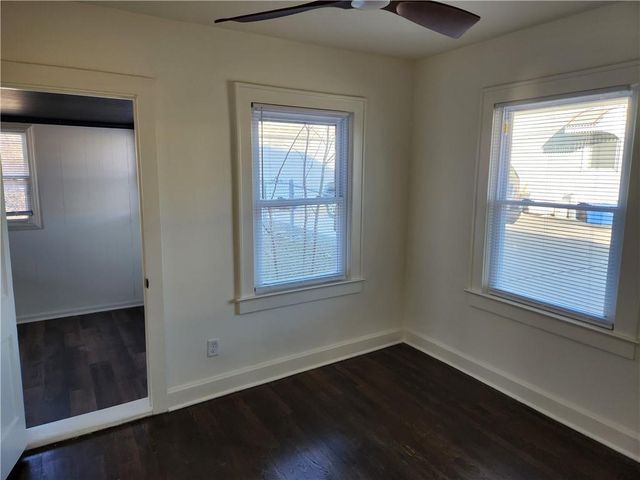 4412 N Jackson Avenue, Kansas City, MO 64117