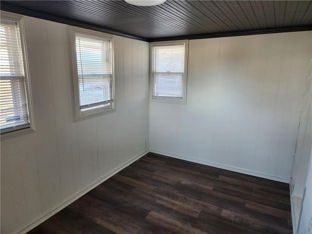 4412 N Jackson Avenue, Kansas City, MO 64117