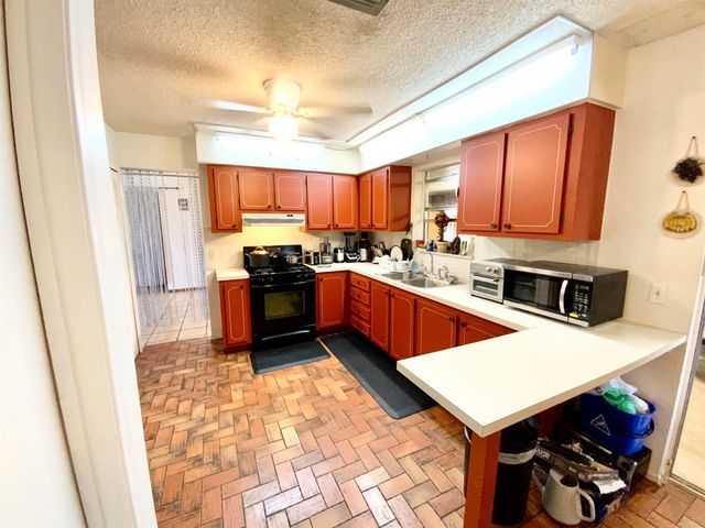 9791 NW 25th Court, Sunrise, FL 33322