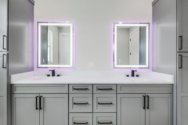 1013 NE Orange Avenue, Jensen Beach, FL 34957