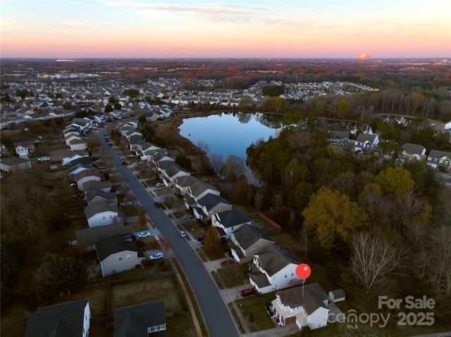 12502 Cumberland Cove Drive, Charlotte, NC 28273