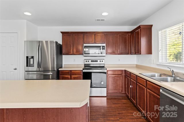 12502 Cumberland Cove Drive, Charlotte, NC 28273