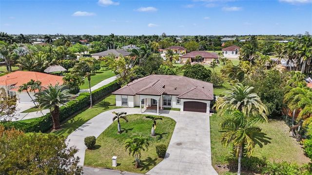 17113 SW 215th Ter, Miami, FL 33187