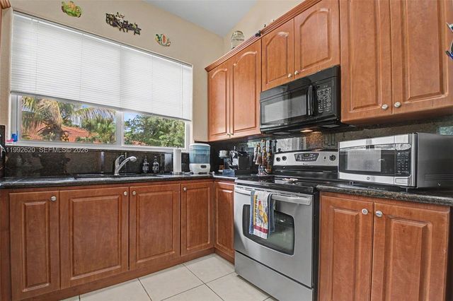 17113 SW 215th Ter, Miami, FL 33187