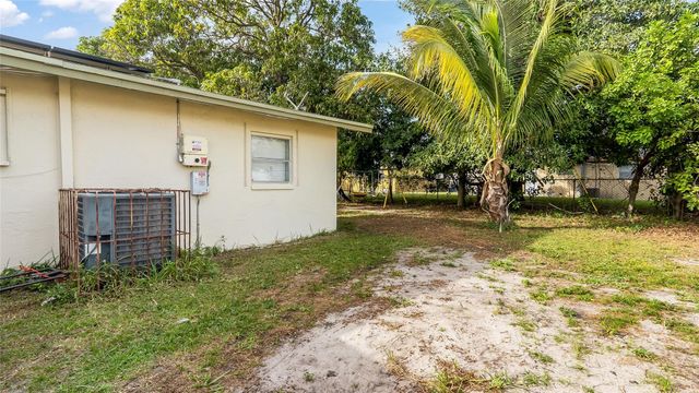 2711 NW 24th Court, Fort Lauderdale, FL 33311