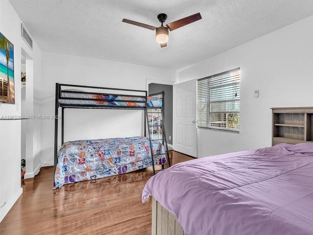 6201 N Falls Cir Dr 210, Lauderhill, FL 33319