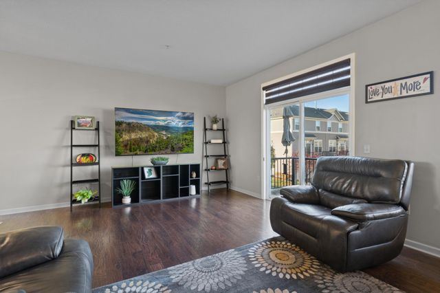 8961 SW Village Loop, Chanhassen, MN 55317