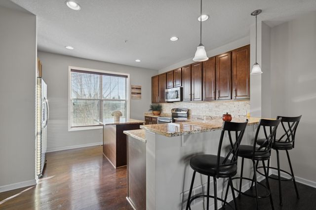 8961 SW Village Loop, Chanhassen, MN 55317