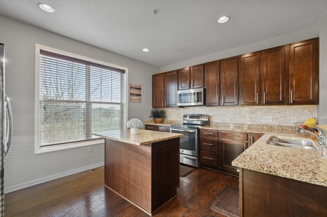 8961 SW Village Loop, Chanhassen, MN 55317