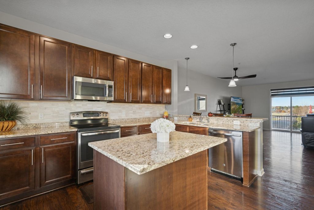 8961 SW Village Loop, Chanhassen, MN 55317