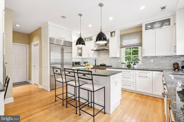 106 CHRISTOPHER DR, Princeton, NJ 08540