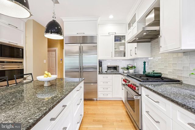 106 CHRISTOPHER DR, Princeton, NJ 08540