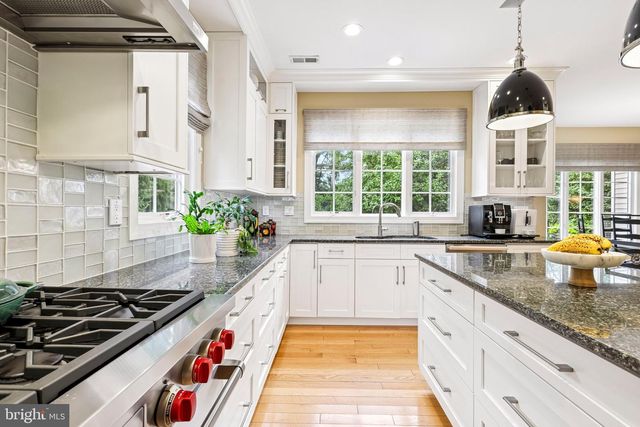 106 CHRISTOPHER DR, Princeton, NJ 08540