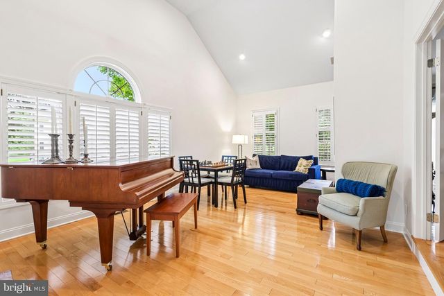 106 CHRISTOPHER DR, Princeton, NJ 08540