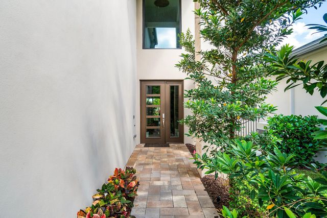 8233 Crystal Downs Avenue, Boca Raton, FL 33434