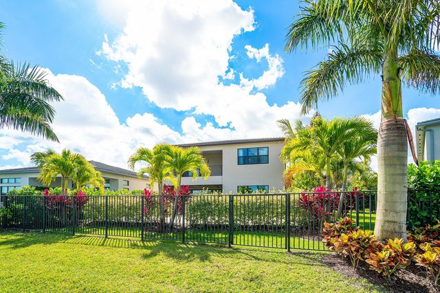8233 Crystal Downs Avenue, Boca Raton, FL 33434