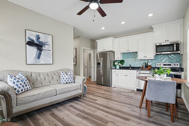 1421 Red Oak Circle, Farmersville, TX 75442