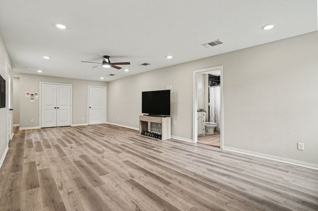 1421 Red Oak Circle, Farmersville, TX 75442