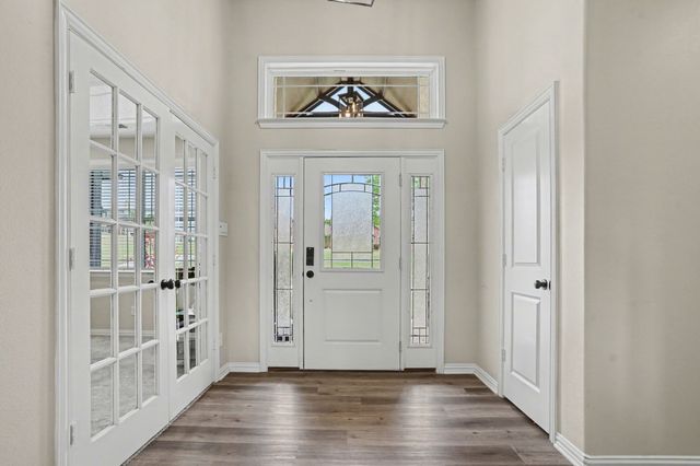 1421 Red Oak Circle, Farmersville, TX 75442