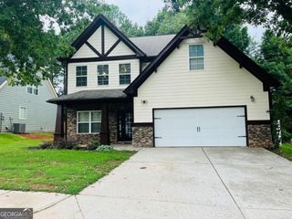 26 Cliffhaven Circle, Newnan, GA 30263