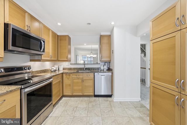 29 FENDALL AVE, Alexandria, VA 22304