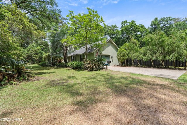 274 Brickyard Point Road, Beaufort, SC 29907