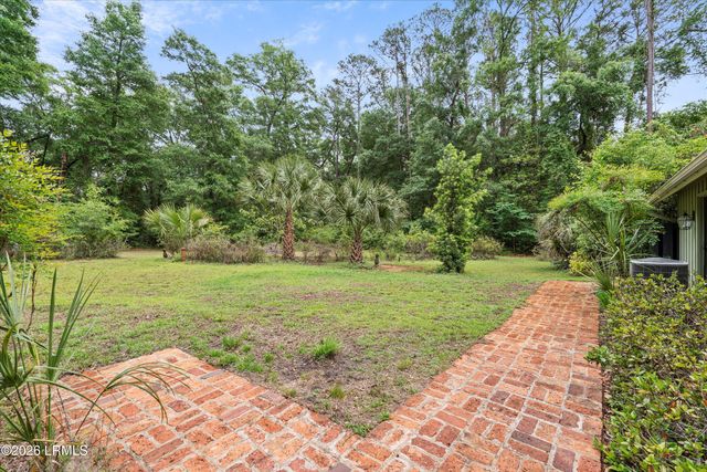 274 Brickyard Point Road, Beaufort, SC 29907