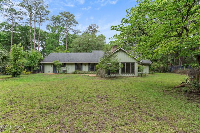 274 Brickyard Point Road, Beaufort, SC 29907