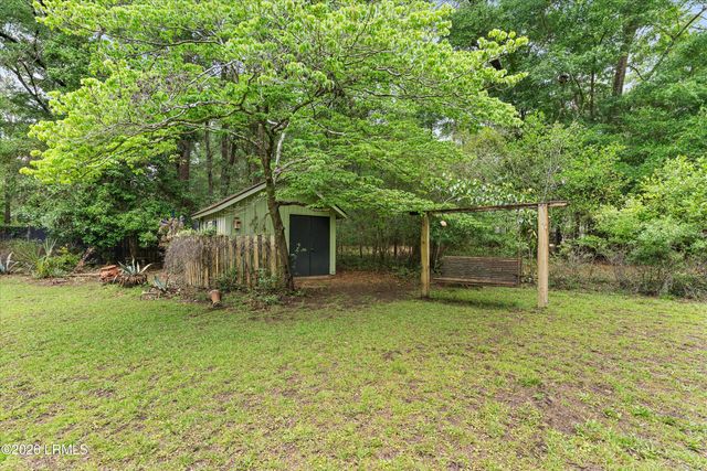 274 Brickyard Point Road, Beaufort, SC 29907