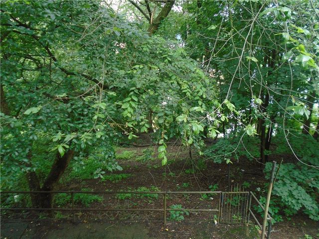 207 Locust St, Ambridge, PA 15003