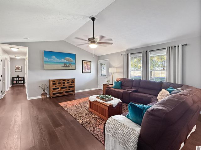 2631 State Route 80 W, Mayfield, KY 42066