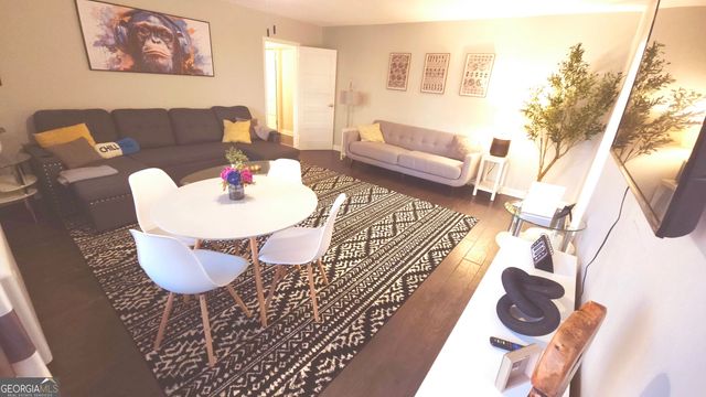 300 W Peachtree Street NE 23 F, Atlanta, GA 30332
