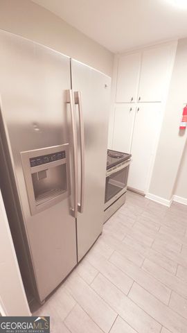 300 W Peachtree Street NE 23 F, Atlanta, GA 30332