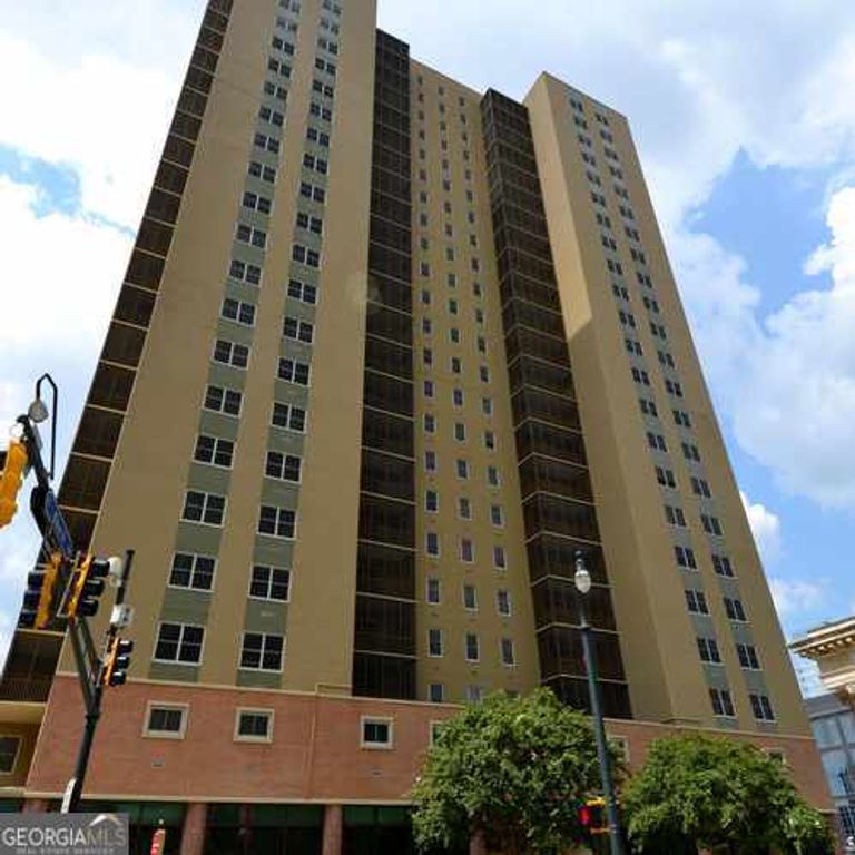 300 W Peachtree Street NE 23 F, Atlanta, GA 30332