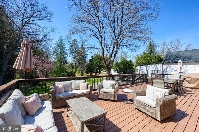 1859 NEW HOLLAND PIKE, Lancaster, PA 17601