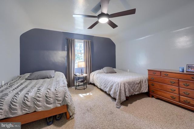 1859 NEW HOLLAND PIKE, Lancaster, PA 17601