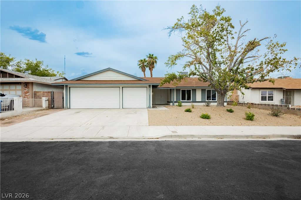 5227 Sepulveda Boulevard, Las Vegas, NV 89118 — exterior