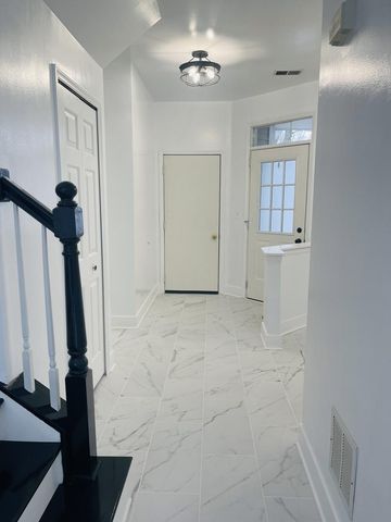 2813 Powell Court, Naperville, IL 60563