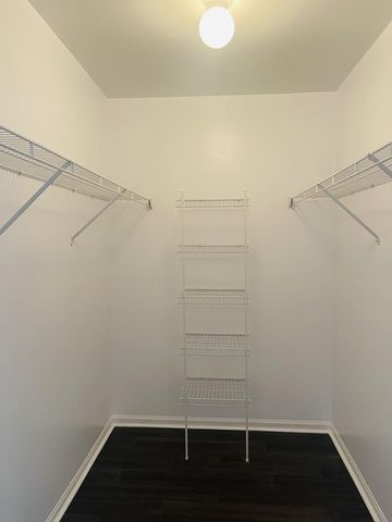 2813 Powell Court, Naperville, IL 60563