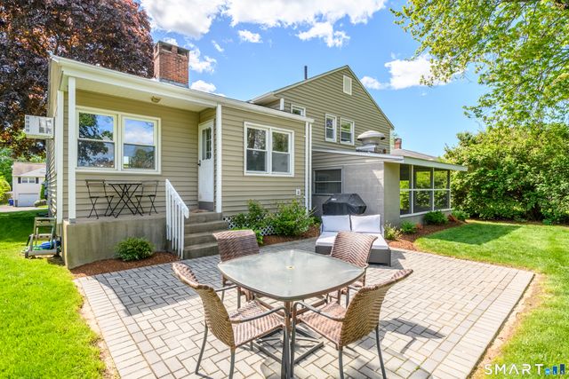 35 High Ridge Drive, Newington, CT 06111