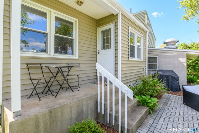 35 High Ridge Drive, Newington, CT 06111