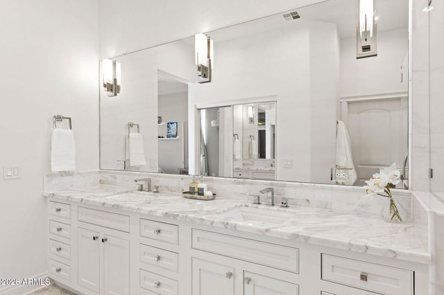 10673 E Le Marche Drive, Scottsdale, AZ 85255