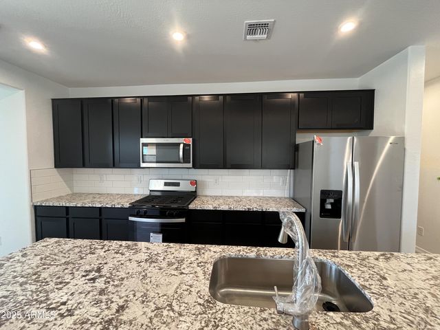 19021 W MARYLAND Avenue, Waddell, AZ 85355