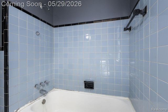 20267 Ashton Avenue, Detroit, MI 48219