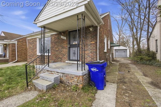 20267 Ashton Avenue, Detroit, MI 48219