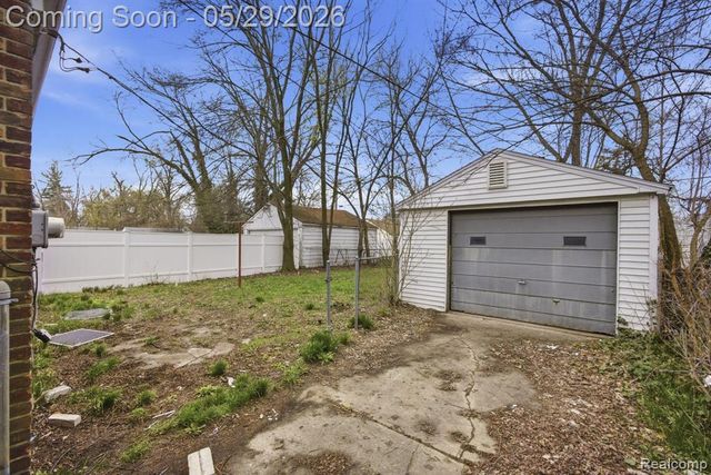 20267 Ashton Avenue, Detroit, MI 48219