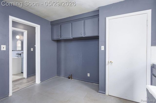 20267 Ashton Avenue, Detroit, MI 48219