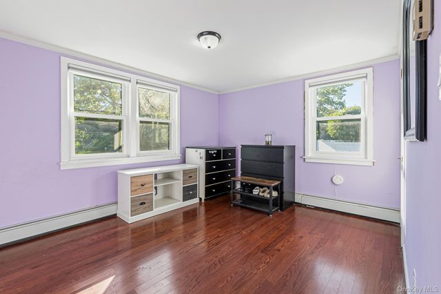 33 Lillian Road, Nesconset, NY 11767