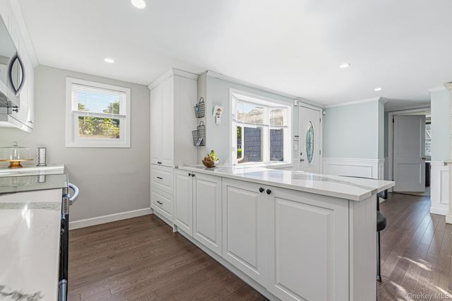 33 Lillian Road, Nesconset, NY 11767