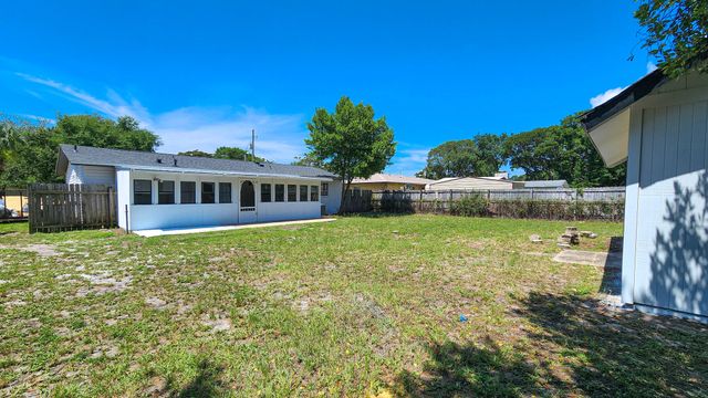 191 SW Rose Marie Lane, Fort Walton Beach, FL 32548